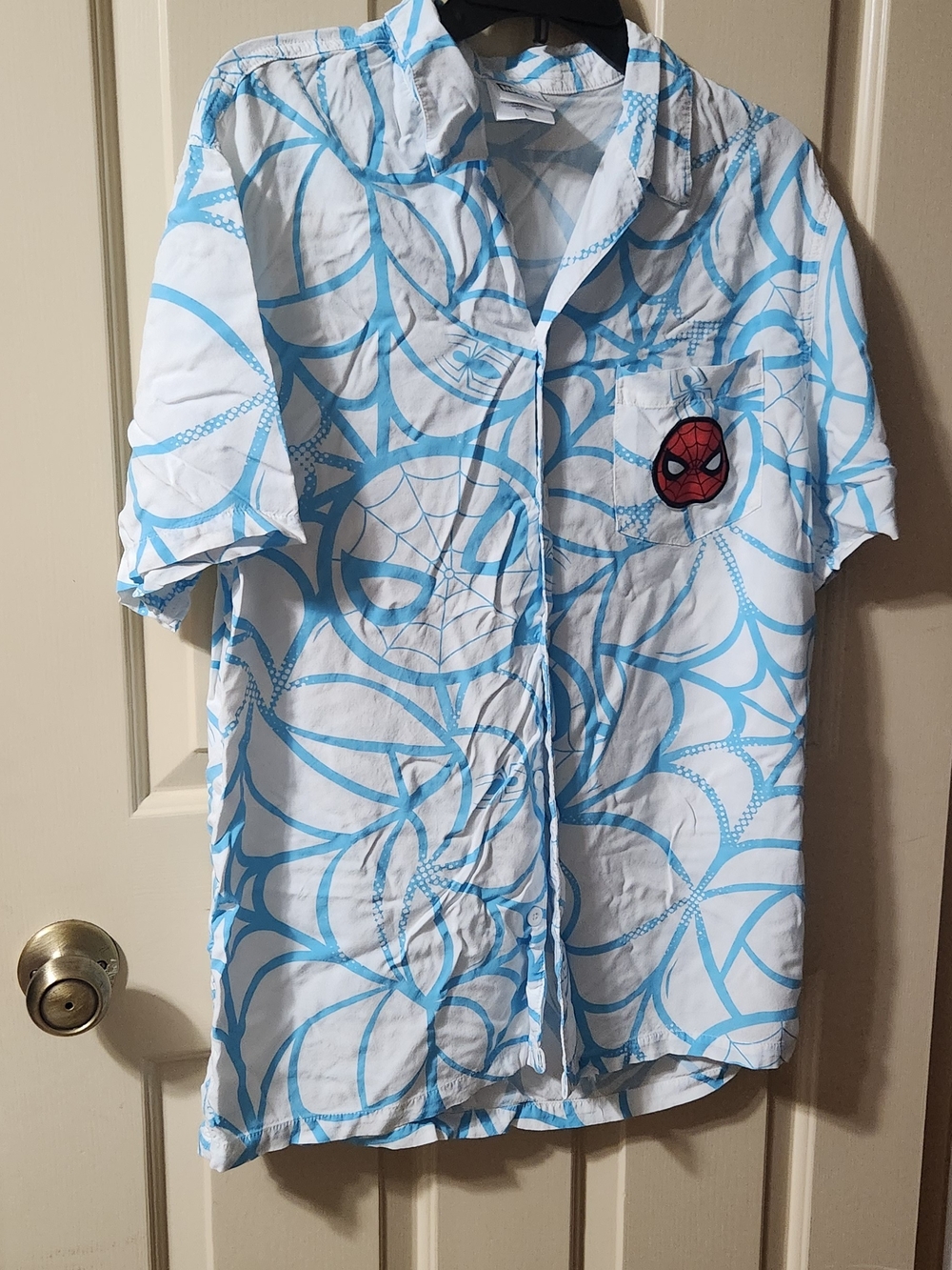 Marvel White and Light Blue Spider-Man Short Sleeve Button-Down Shirt